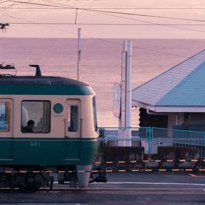 古装剧小男孩脱裤子打屁股
